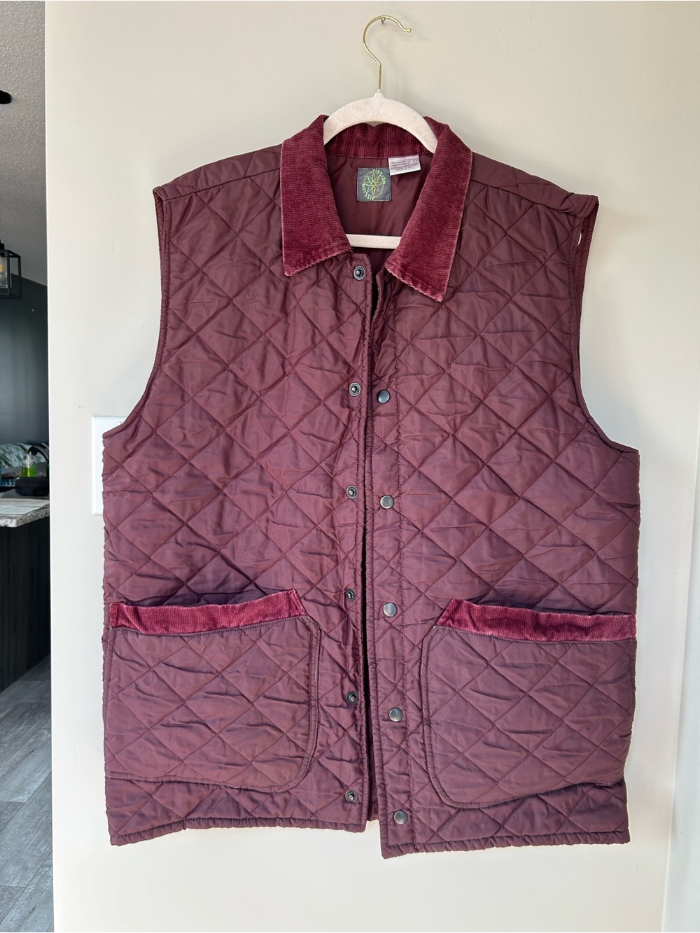 Quilted Burgundy Men's Vest with Corduroy Collar